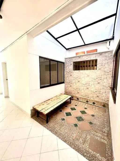 Casa Estadio Laureles メデジン